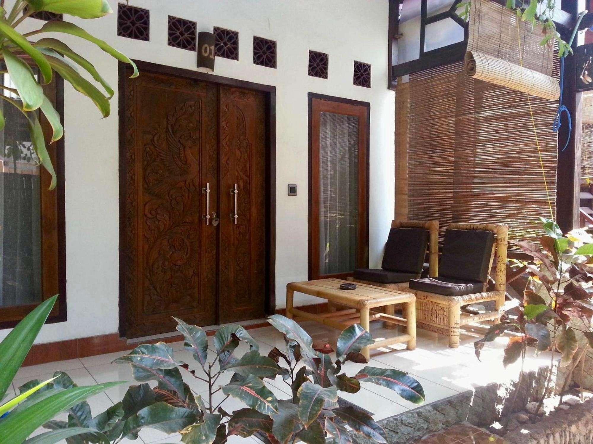 Zoe Bungalows Гили Траванган Экстерьер фото